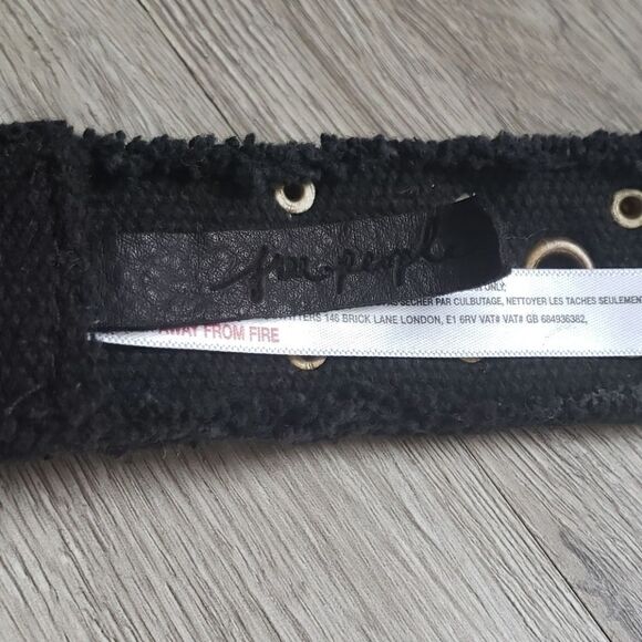 Free People Brass Studded Black Distressed Canvas Grommet Belt - Picture 5 of 7